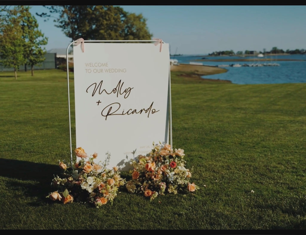 Custom signage for weddings, celebrations, and brands.